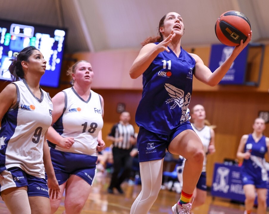 First-year UBL player and WNBL talent Lana Hollingsworth (Master of Public Health) outpaces Federation’s defenders