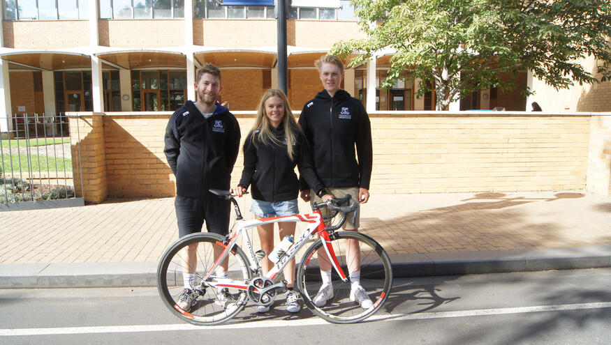 Three Student Cyclists to Compete in Tokyo