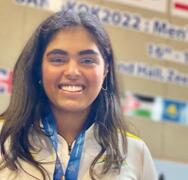 En-garde! Student-Athlete Extends her Piste Dominance